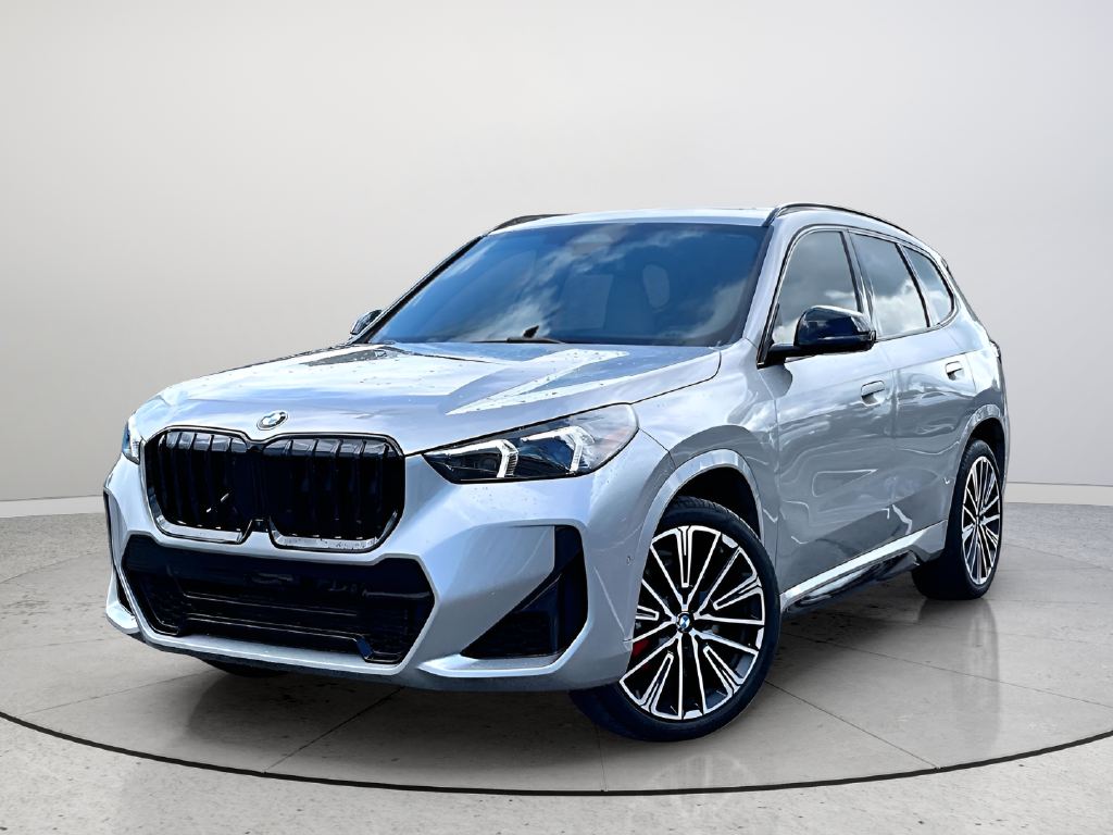 2025 BMW X1 28i