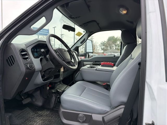 2024 Ford F-650 - Photo 9