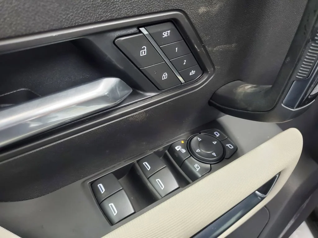 2026 GMC HUMMER EV 2X - Photo 9