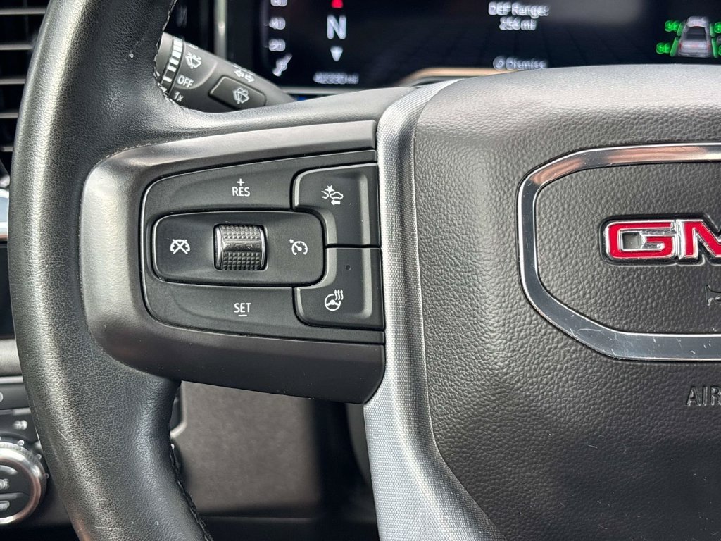 Used 2023 Silver GMC Elevation image 19