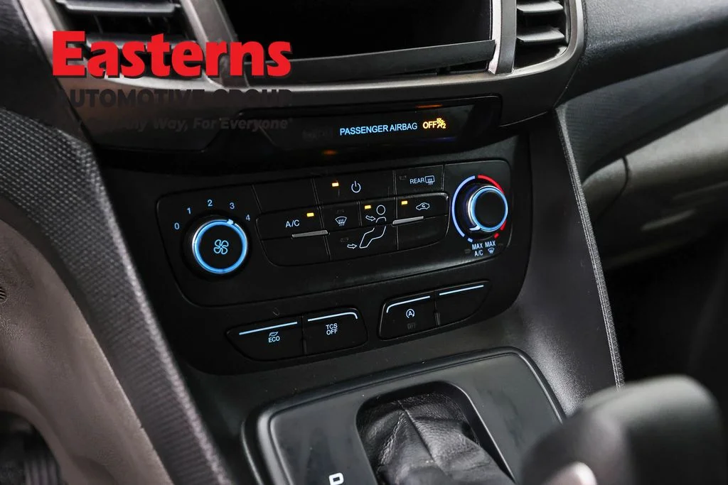 Used 2019 White Ford XL image 19