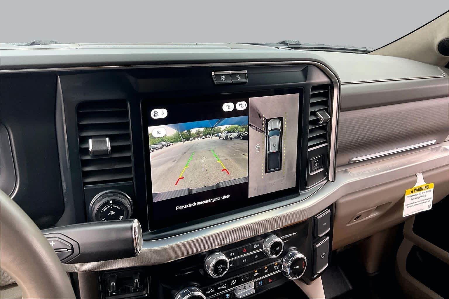 Used 2025 Agate Black Ford Platinum image 27