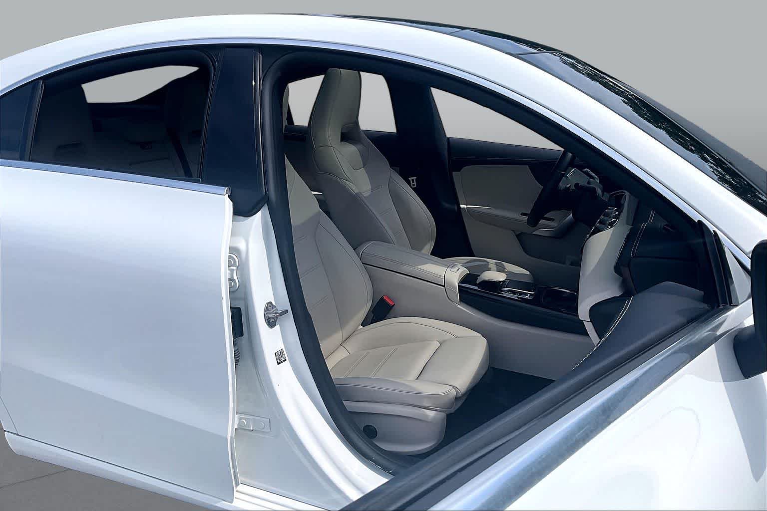 Used 2020 Polar White Mercedes-Benz CLA 250 image 9