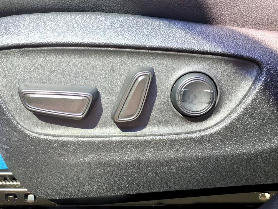 Used 2022 Celestial Silver Metallic Toyota XLE image 15