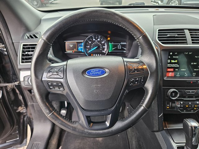Used 2017 Shadow Black Ford XLT image 49