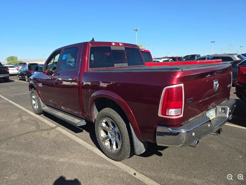 Used 2017 RAM Ram 1500 Pickup Laramie with VIN 1C6RR7NM6HS874071 for sale in Kansas City