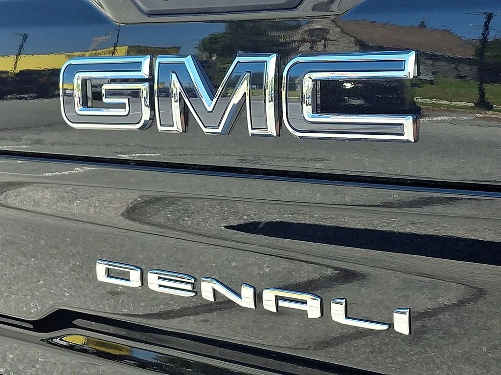 2026 GMC Sierra 2500HD Denali Ultimate - Photo 11