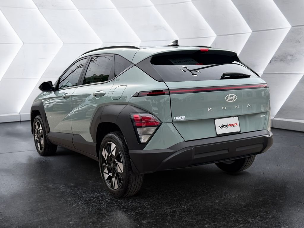 Used 2024 Green Hyundai SEL image 6