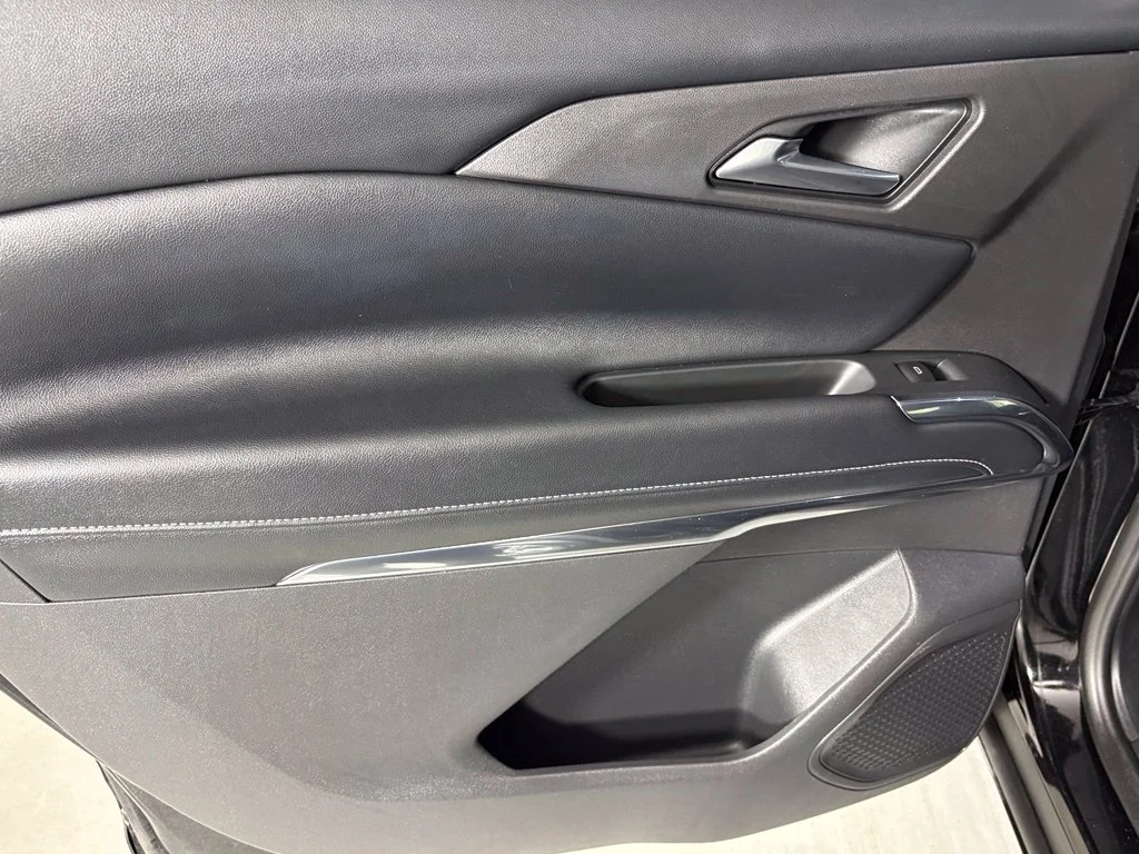 Used 2026 Black Chevrolet LT image 34