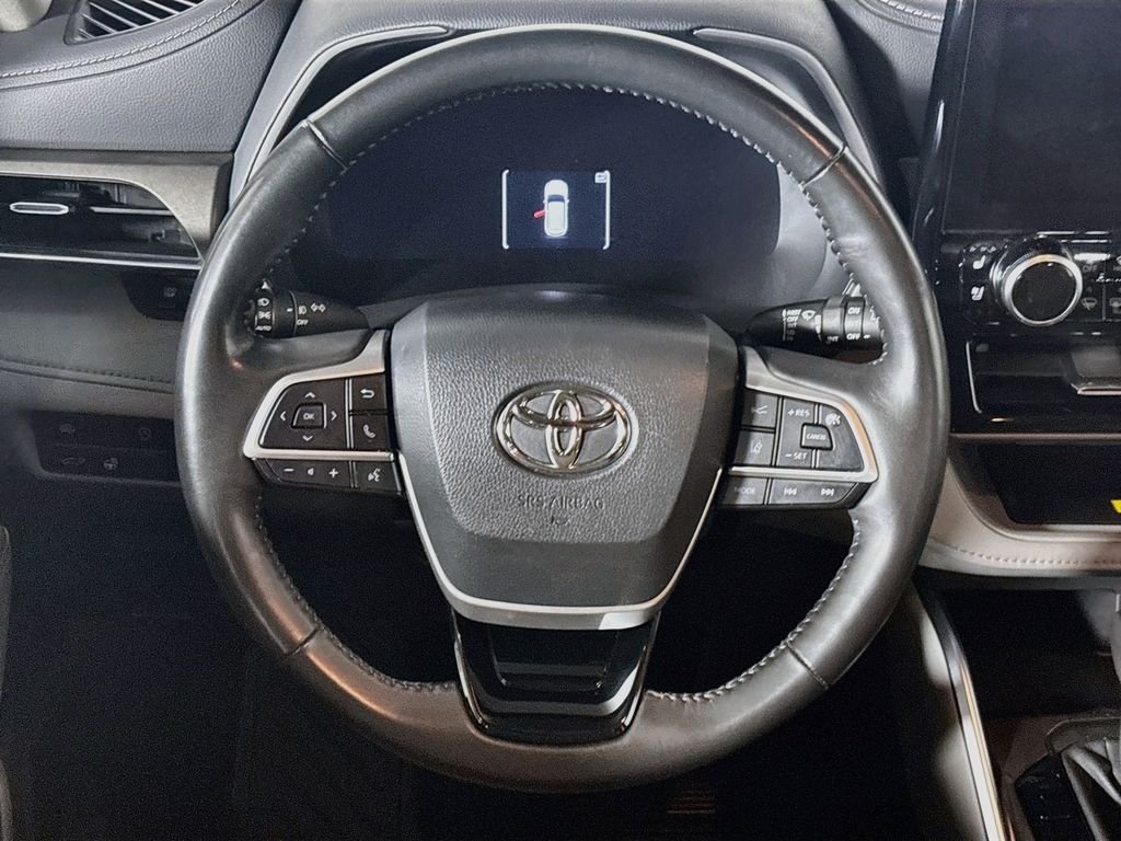 Used 2023 Silver Toyota Limited image 13