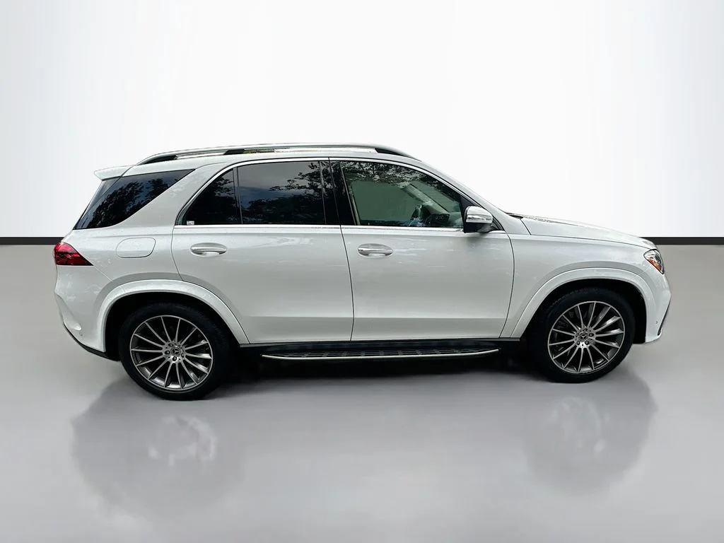 Certified Used 2026 MANUFAKTUR Moonlight White Metallic Mercedes-Benz GLE 350 image 4