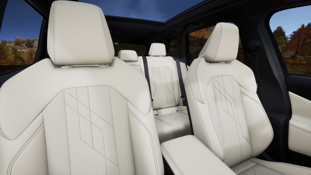 Used 2026 Mineral White Metallic BMW 30 xDrive image 34