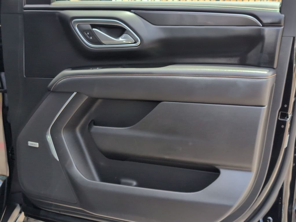 Used 2024 Black GMC AT4 image 35