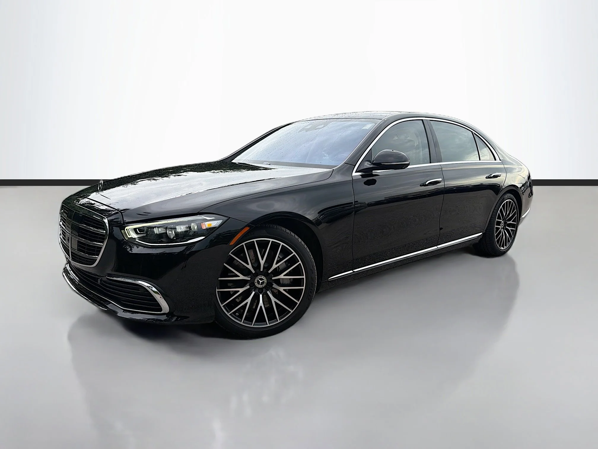 2023 Mercedes-Benz S-Class S 580 4MATIC's photo
