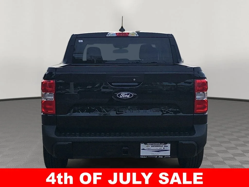 New 2026 Shadow Black Ford XLT image 4