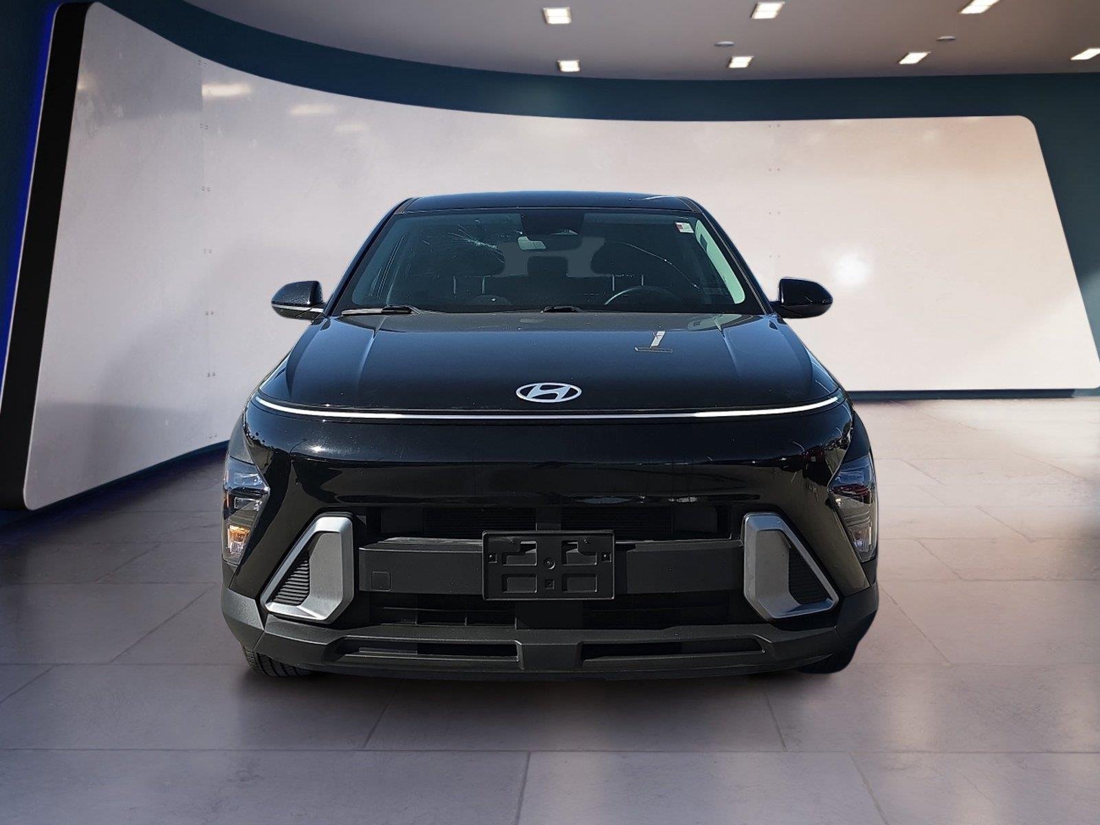 Used 2024 Abyss Black Pearl Hyundai SE image 8