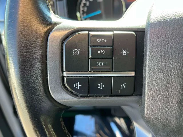 Used 2023 Avalanche Ford XLT image 30