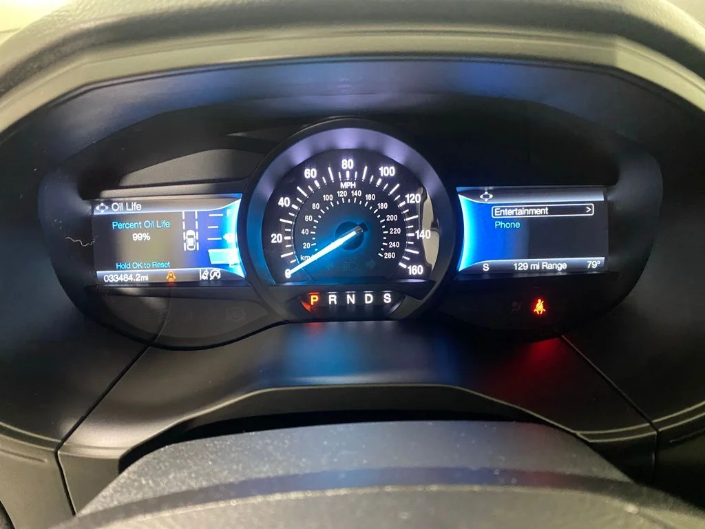 Used 2022 Black Ford SEL image 18