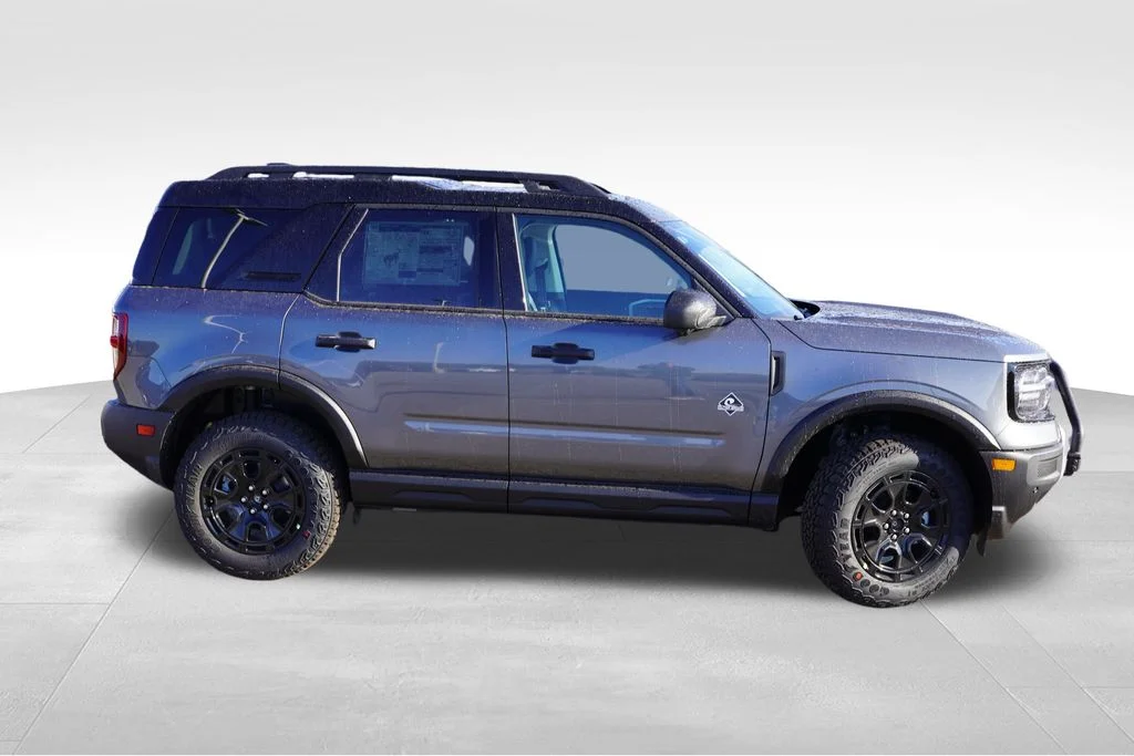 New 2026 Gray Ford Outer Banks image 2