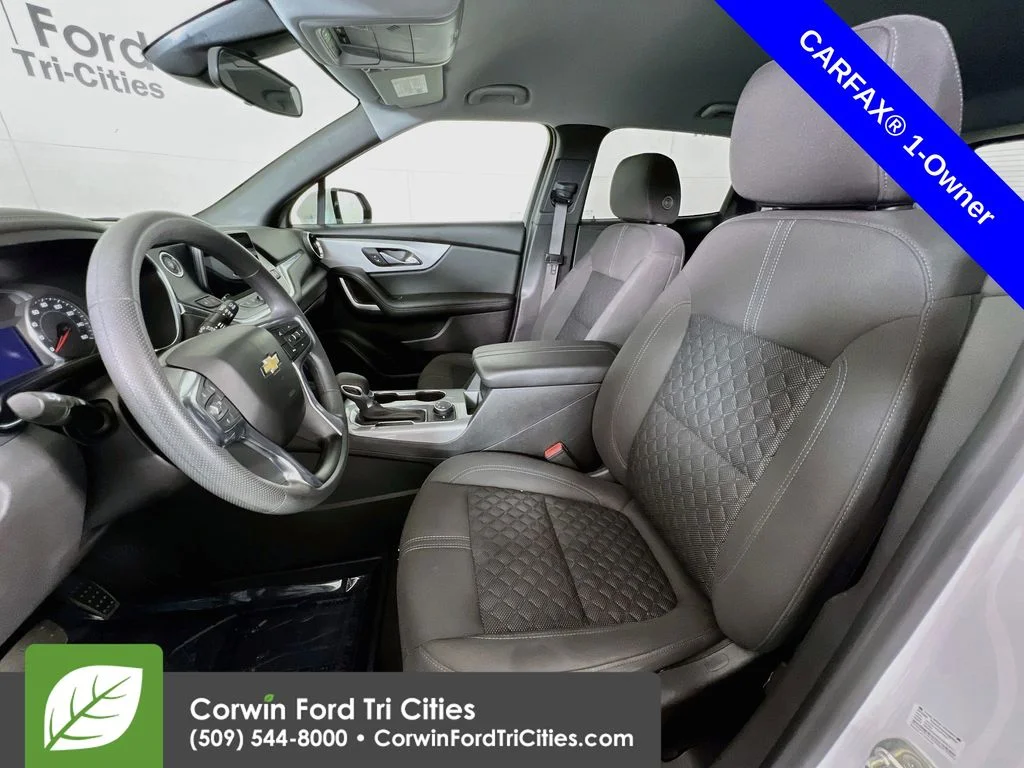 Used 2022 Summit White Chevrolet LT image 23