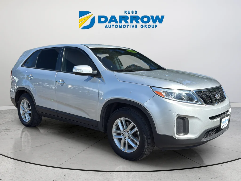 Used 2014 Silver Kia LX image 7