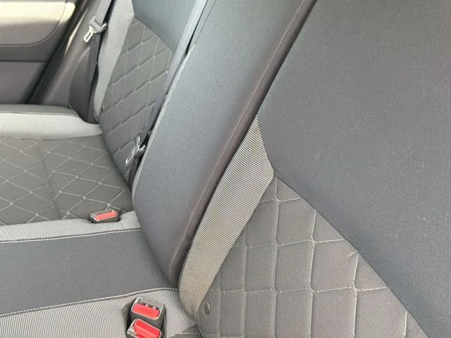 Used 2018 White Nissan SV image 23