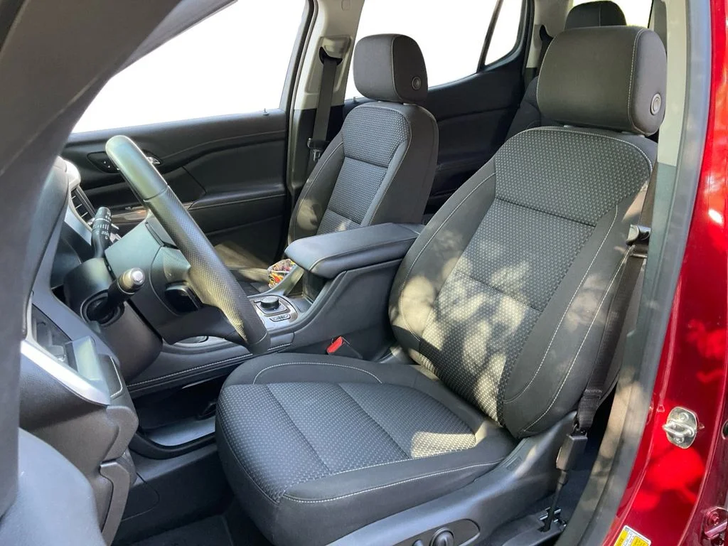 Used 2023 Red GMC SLE image 27