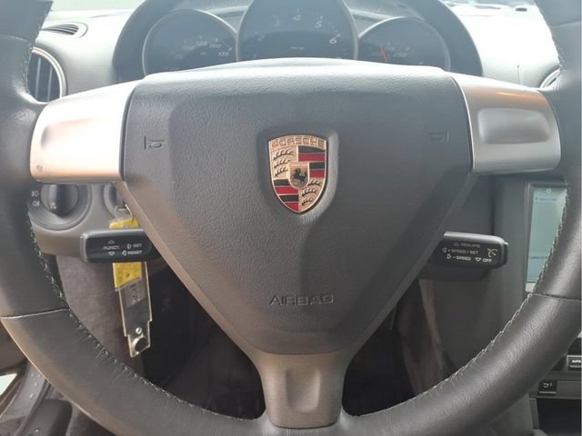Used 2007  Porsche Y image 12