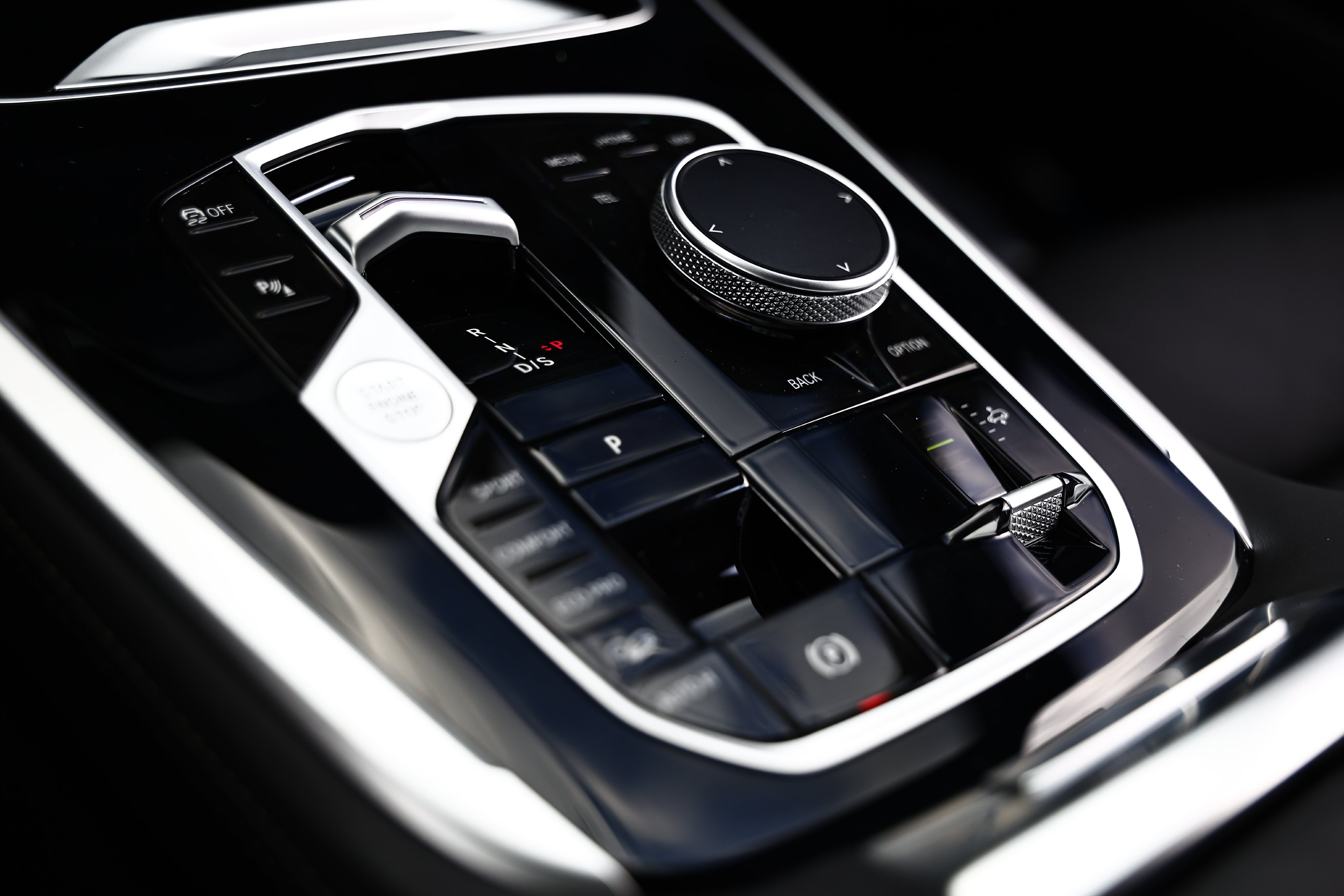 New 2027 Carbon Black Metallic BMW xDrive40i image 40