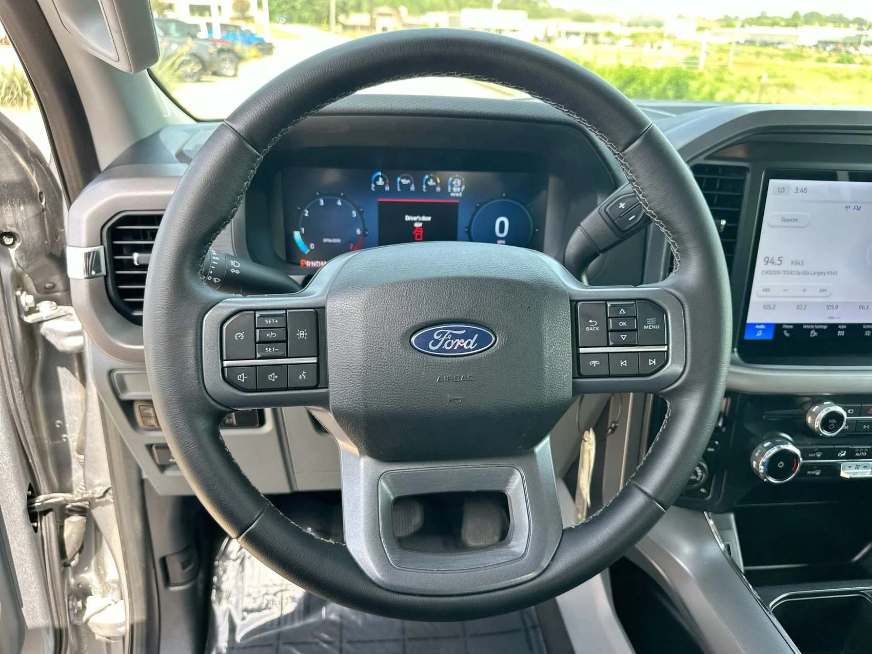 Used 2025 Silver Metallic Ford XLT image 14