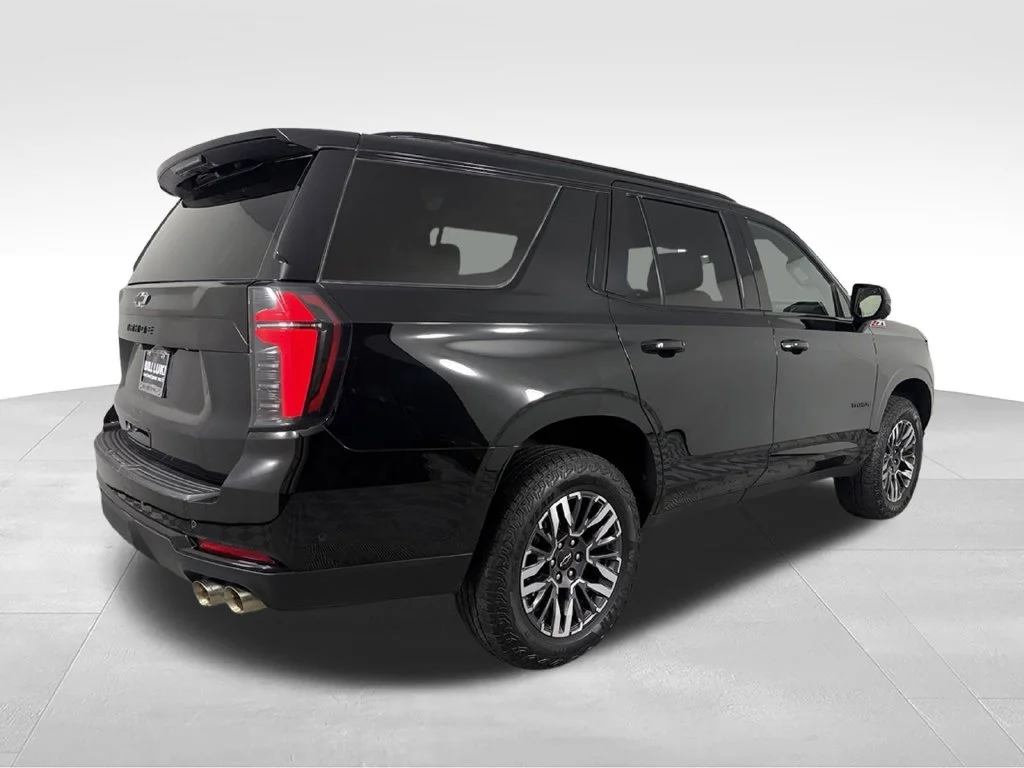 Used 2025 Black Chevrolet Z71 image 10