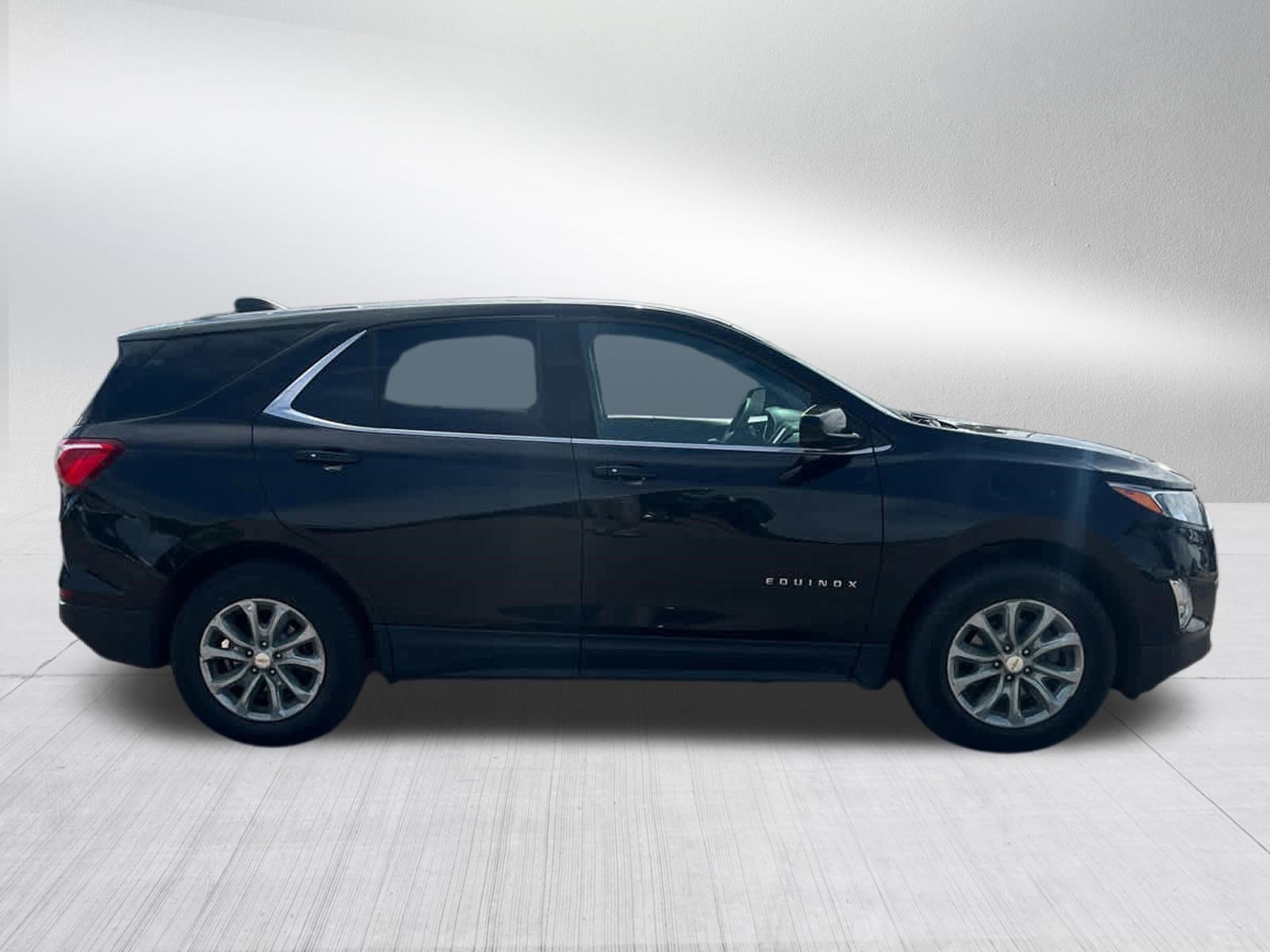 Used 2019 Chevrolet Equinox LT with VIN 2GNAXUEV6K6176645 for sale in Brooklyn Center, MN