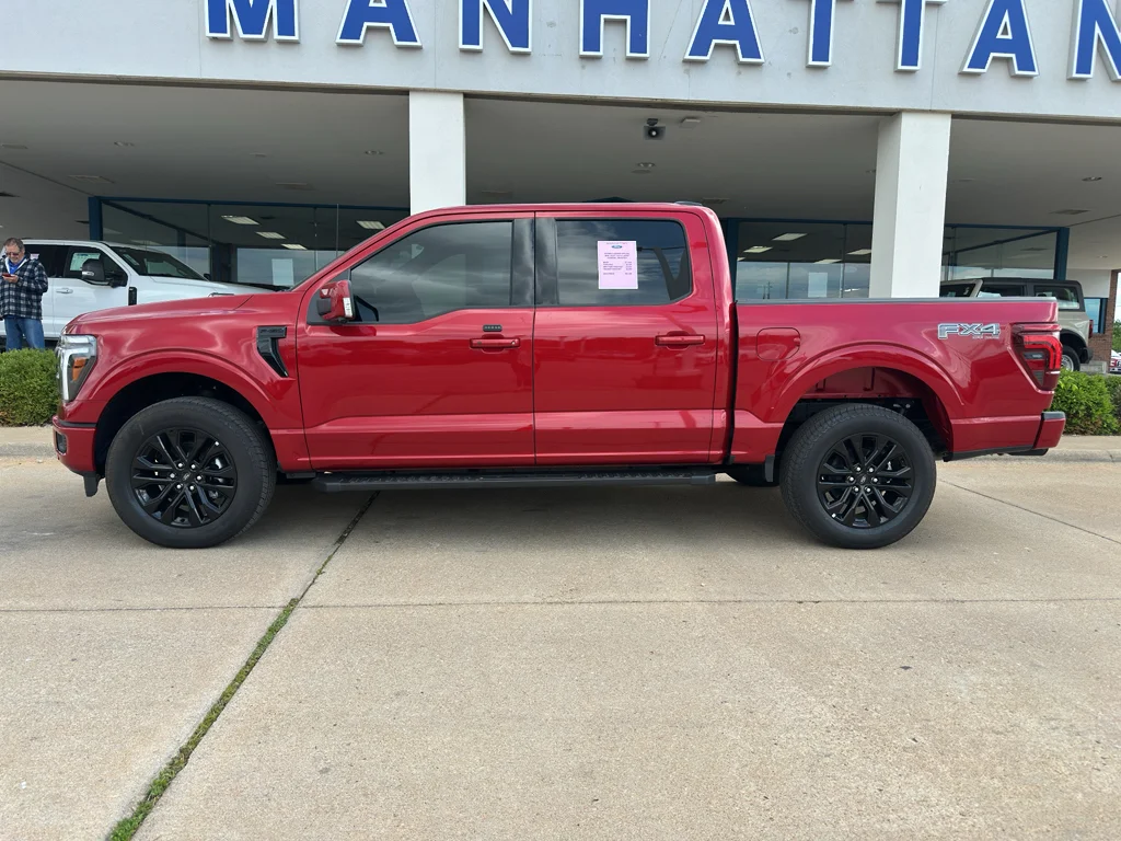 New 2025 Rapid Red Metallic Tinted Clearcoat Ford Lariat® image 2