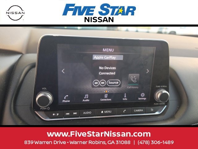 Used 2021 Red Nissan SV image 13