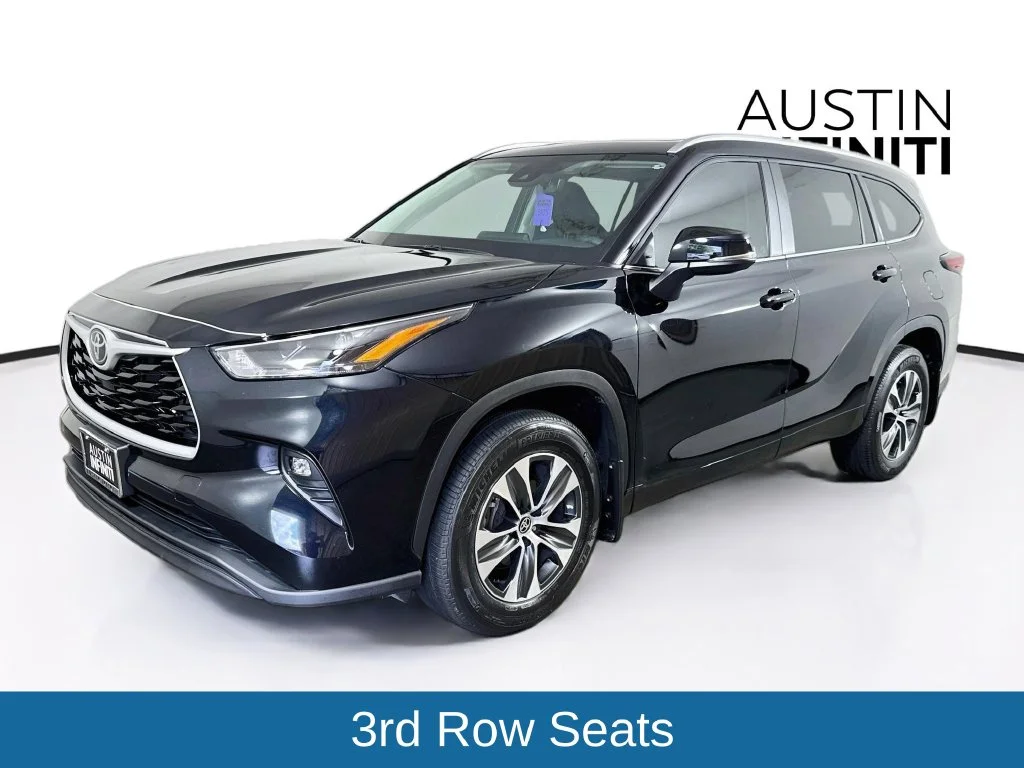 Used 2026 Black Toyota XLE image 3