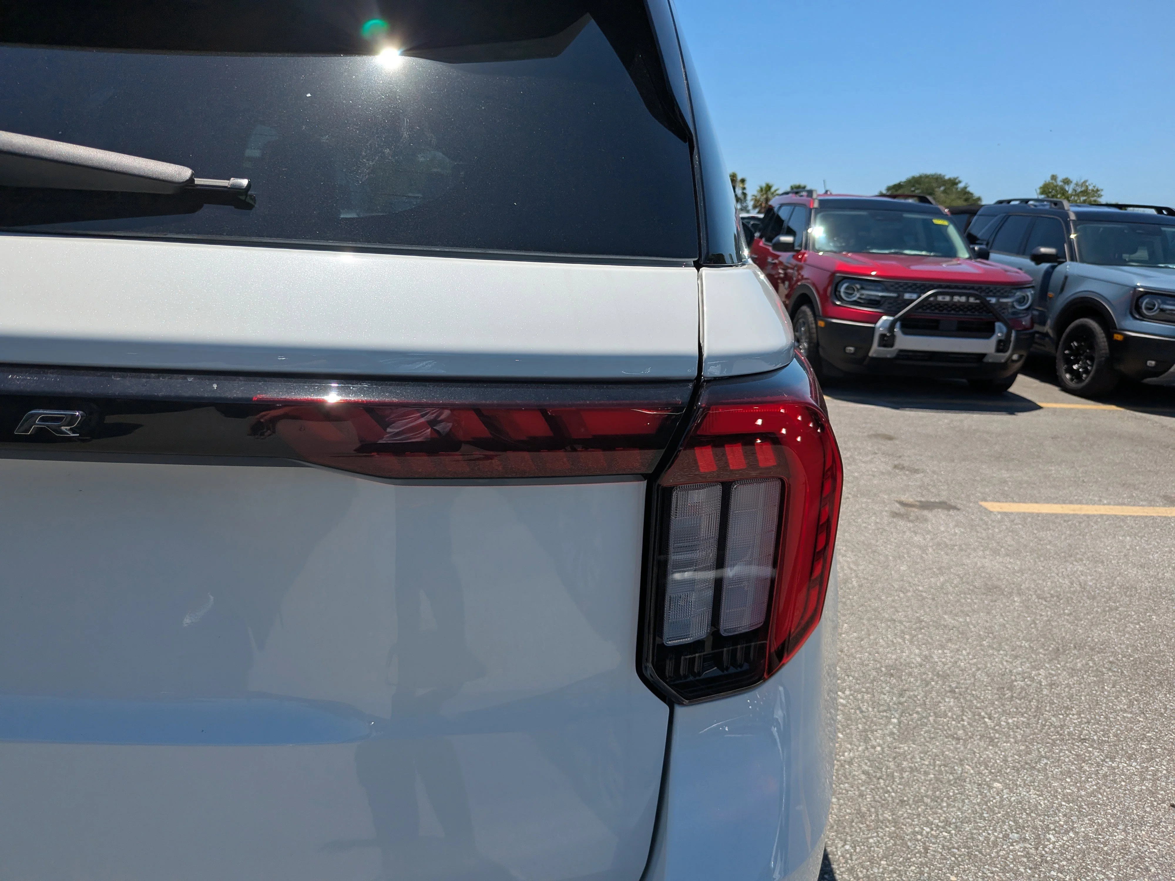 New 2026 Star White Metallic Tri-Coat Ford Active 100A image 11