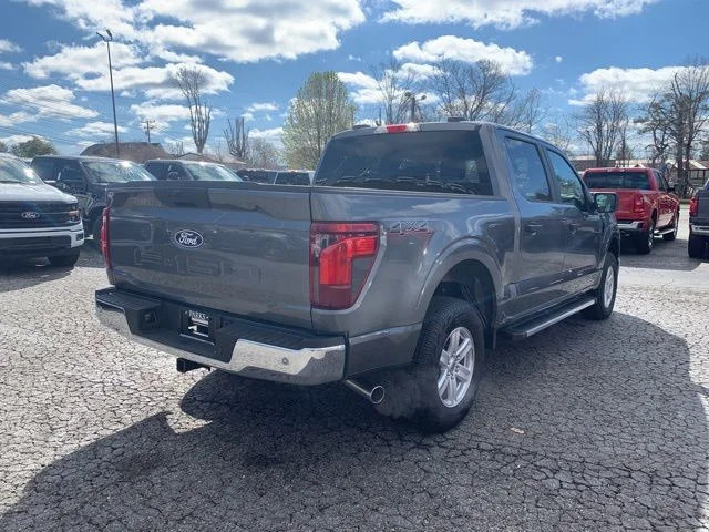 New 2025 Gray Ford XL image 10