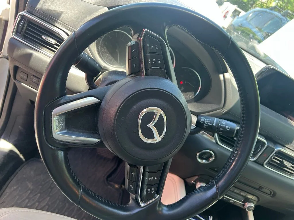 Used 2019 White Mazda Grand Touring Reserve image 27