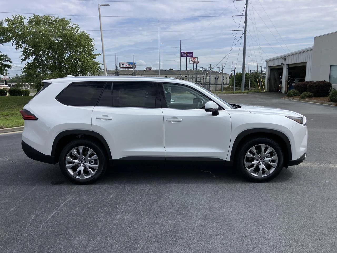 New 2026 Wind Chill Pearl Toyota Limited image 6