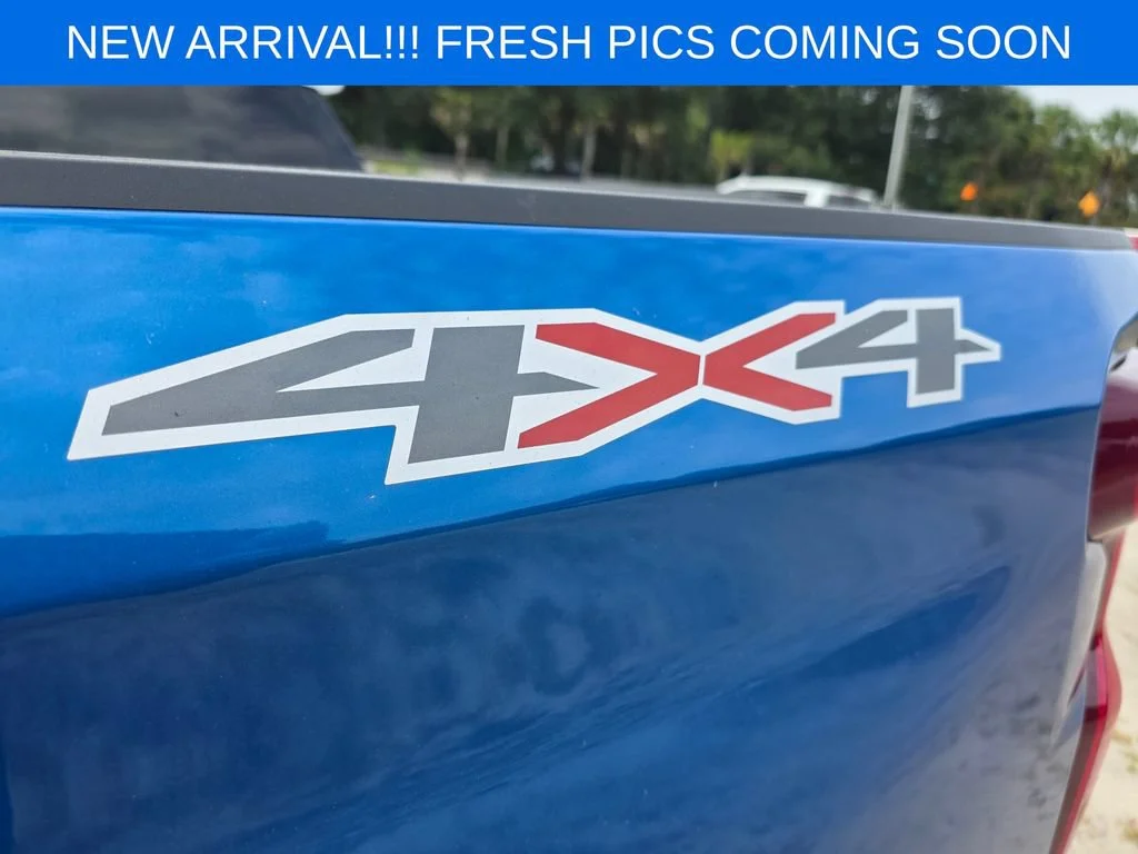 Used 2024 Glacier Blue Metallic Chevrolet Custom image 7