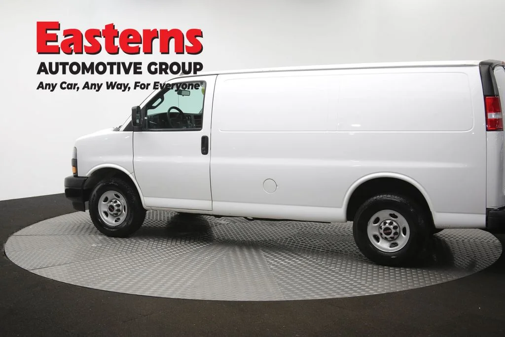 Used 2020 White GMC Work Van image 62