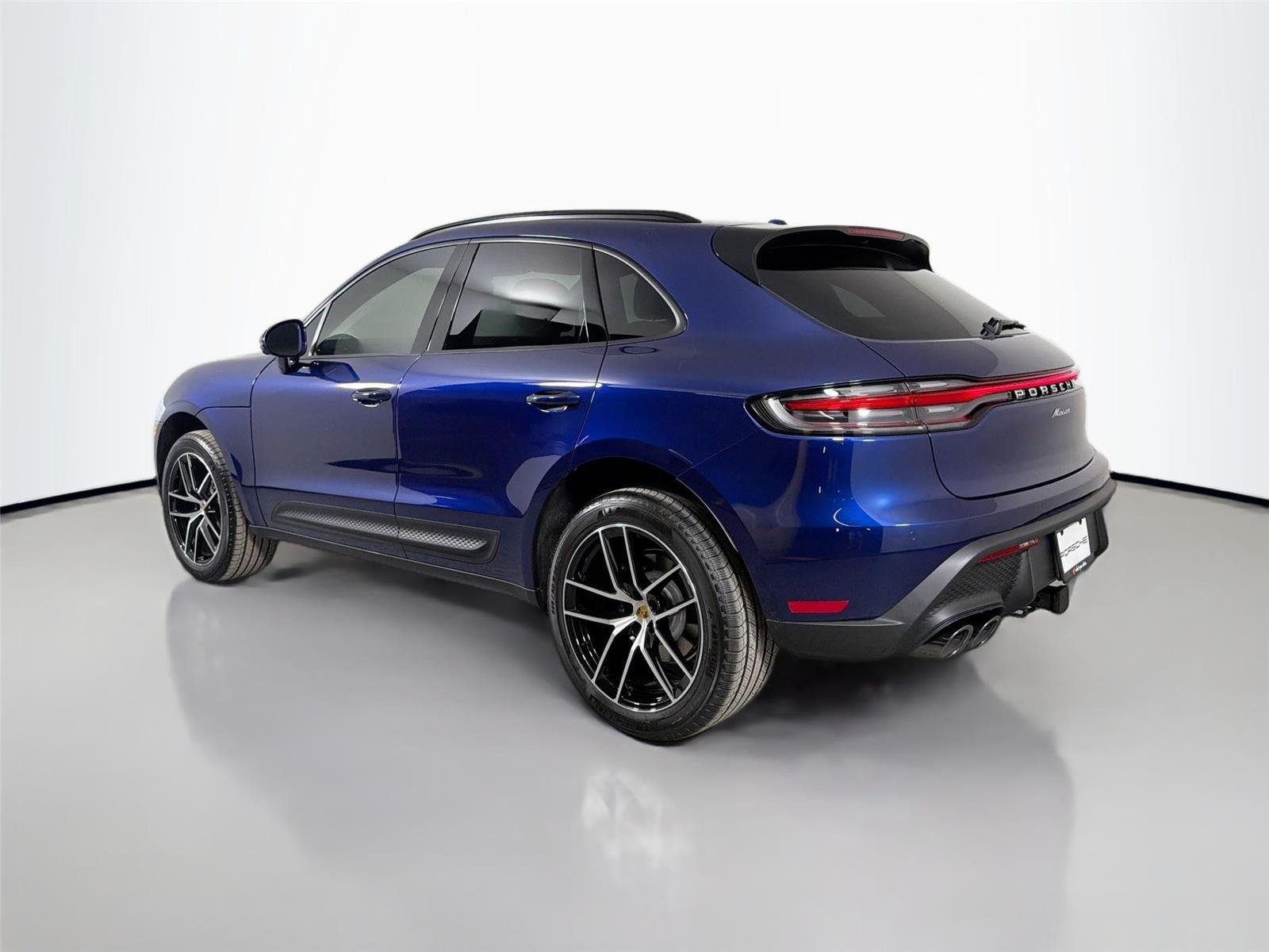 New 2026 Gentian Blue Metallic Porsche AWD image 3