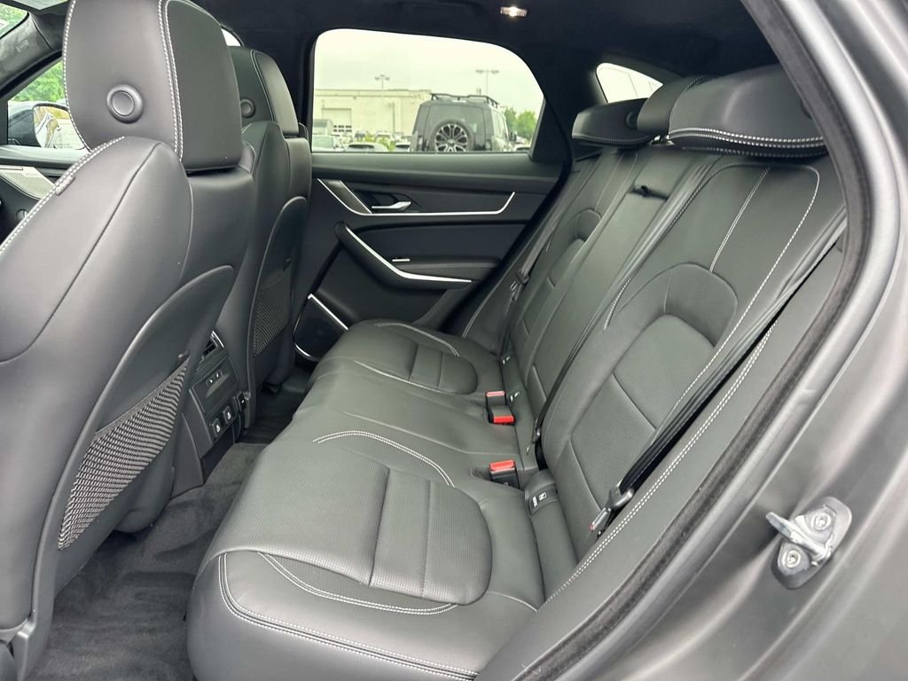2026 Jaguar F-Pace R-Dynamic S - Photo 9