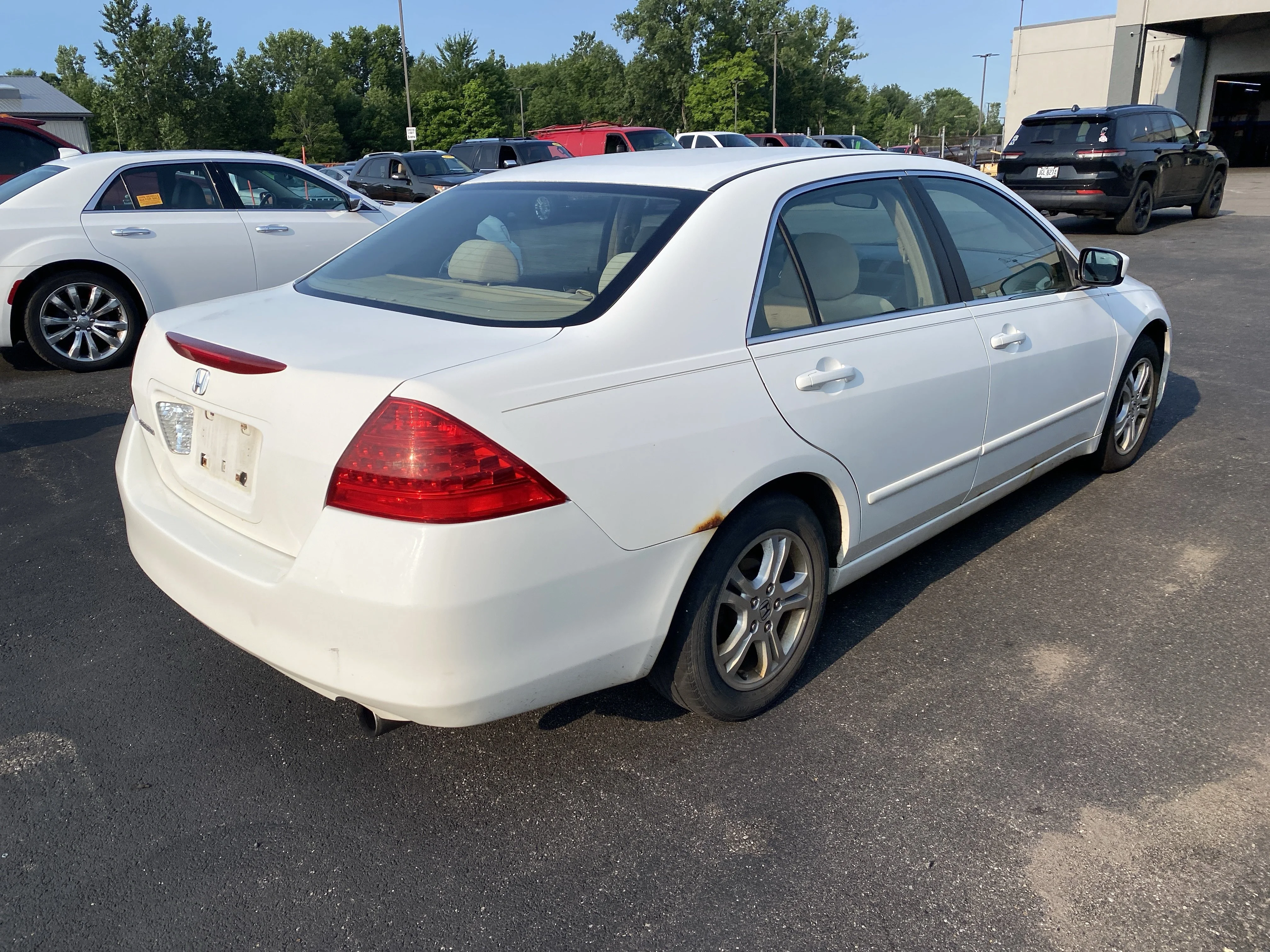 Used 2007 Honda Accord SE with VIN JHMCM56327C019253 for sale in Alliance, OH