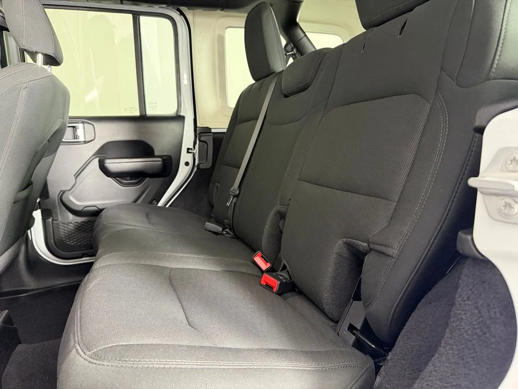 Used 2021 White Jeep Unlimited Willys image 24