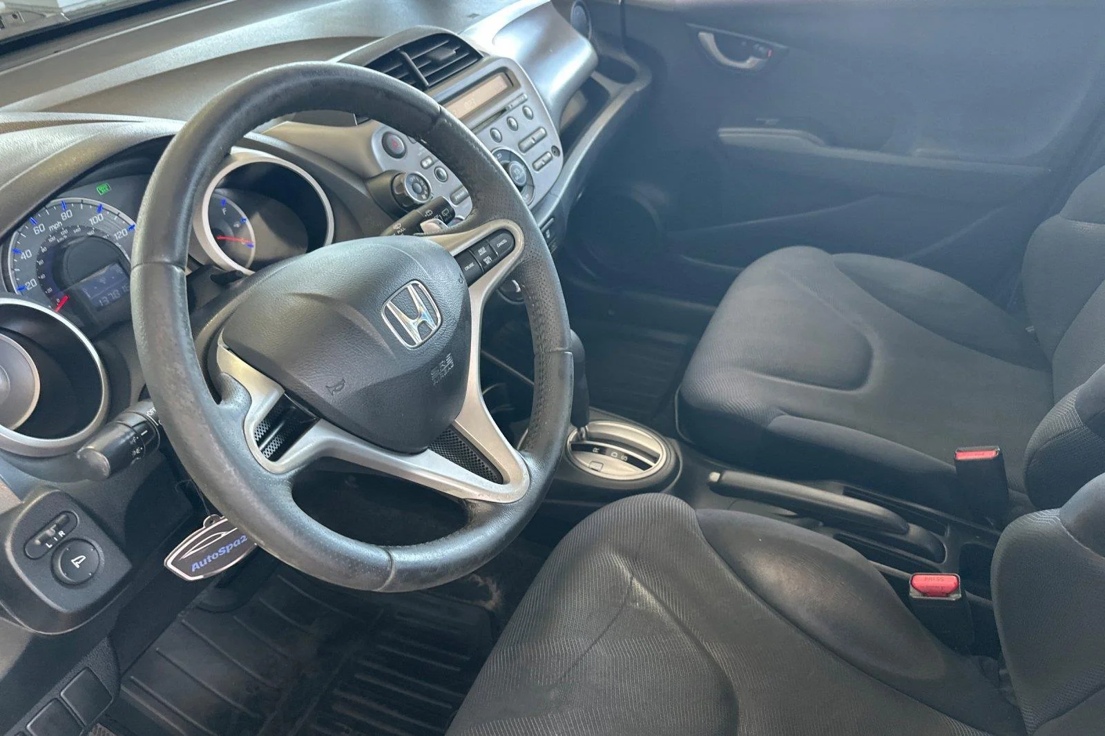 Used 2009 Milano Red Honda Sport image 9