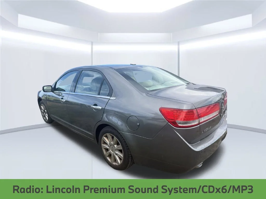 Used 2012 Gray Lincoln Base image 6