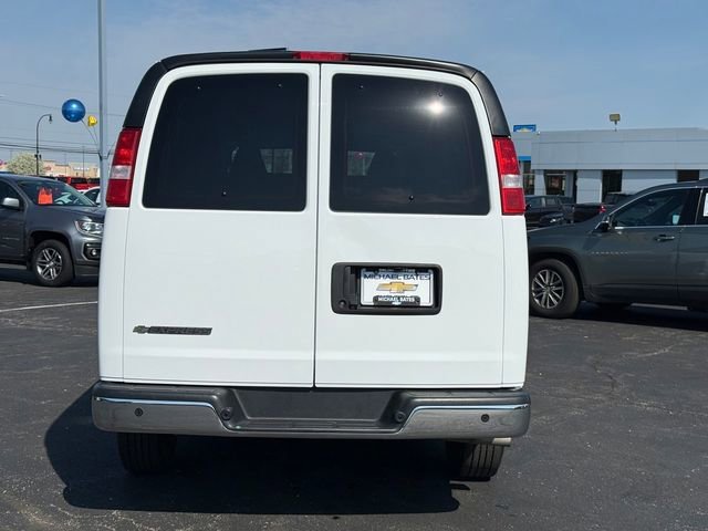 Used 2023 Summit White Chevrolet 1LT image 5
