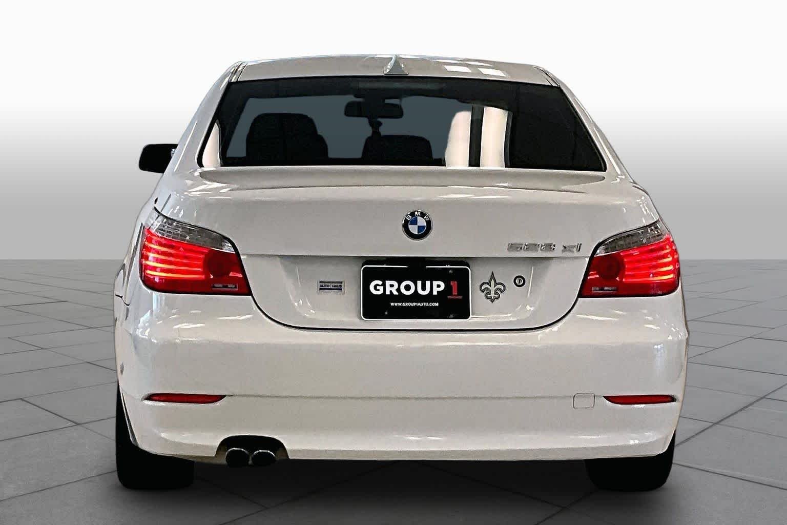 Used 2008 Alpine White BMW 528xi image 4