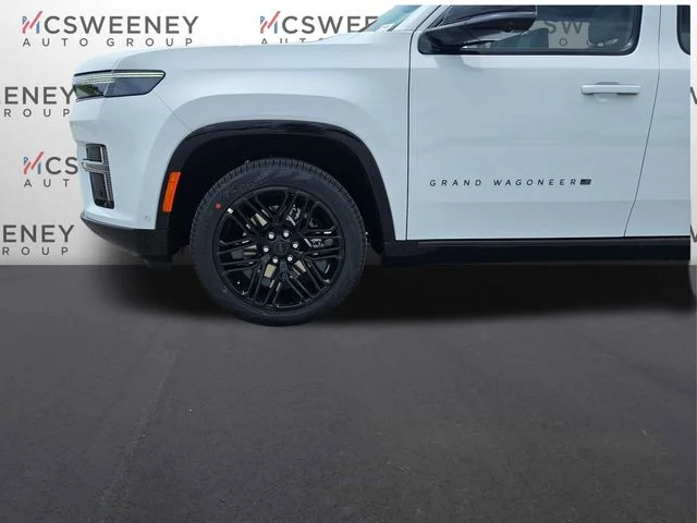 New 2026 Bright White Clear-Coat Exterior Paint Jeep Limited Reserve image 28